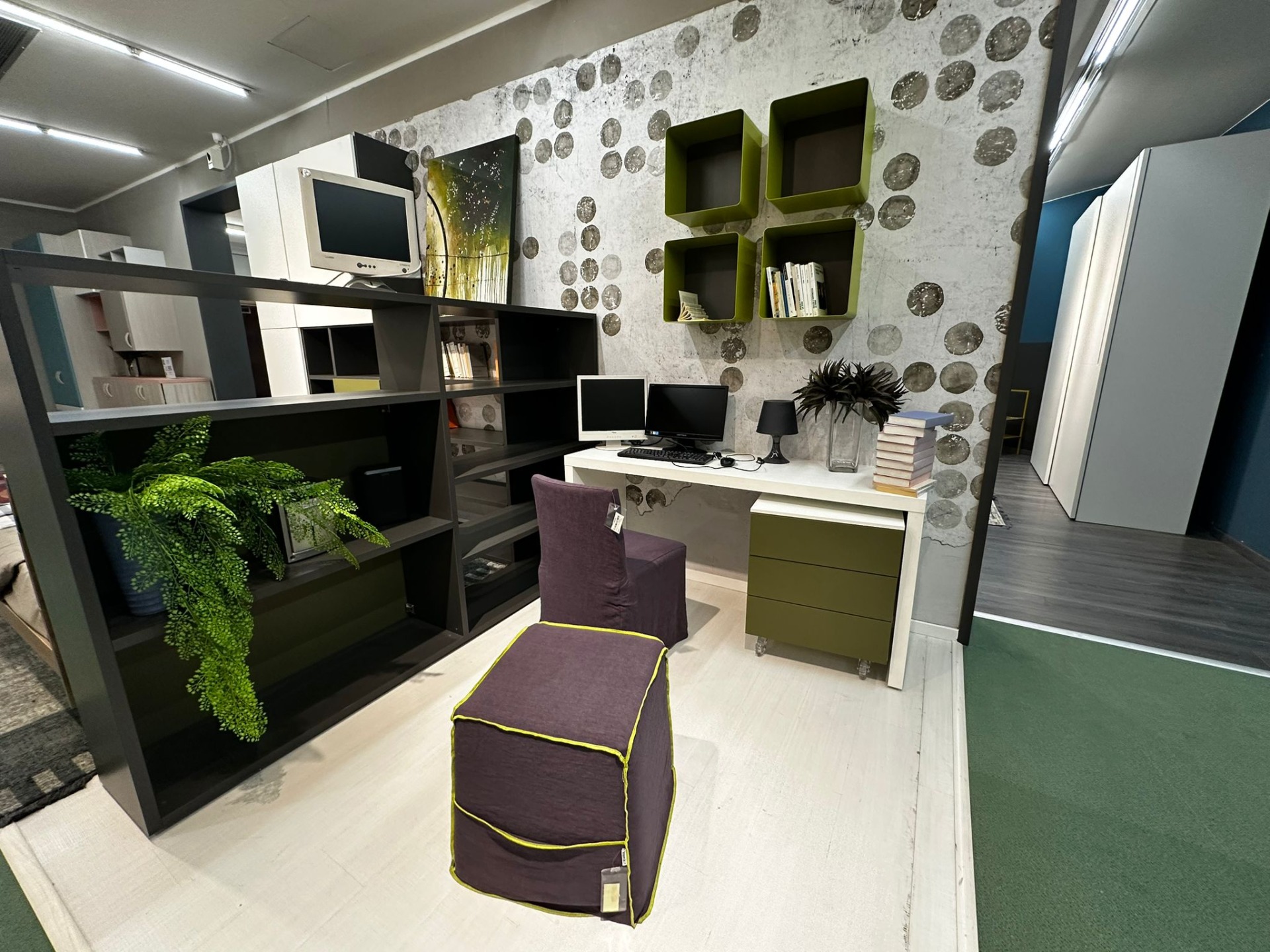 Scrivania cassiettera e libreria Tomasella