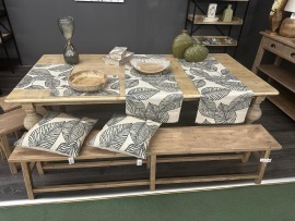 Tavolo panca e sgabelli Innovaliving | 