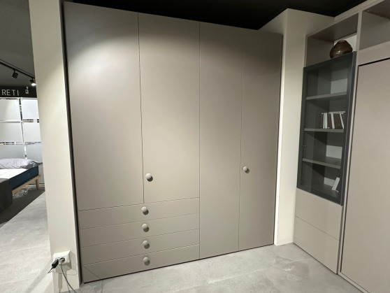 Armadio c/tavolo Estraibile Cinquanta3