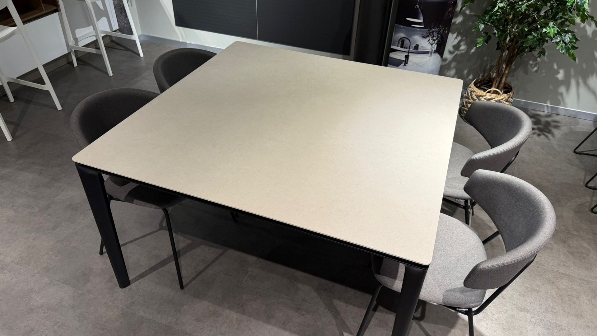 Tavolo e sedie Boma Calligaris