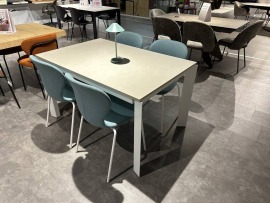 Tavolo Baron | Connubia | Connubia