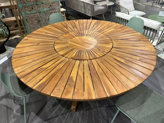 Tavolo in teak Servant Agorà