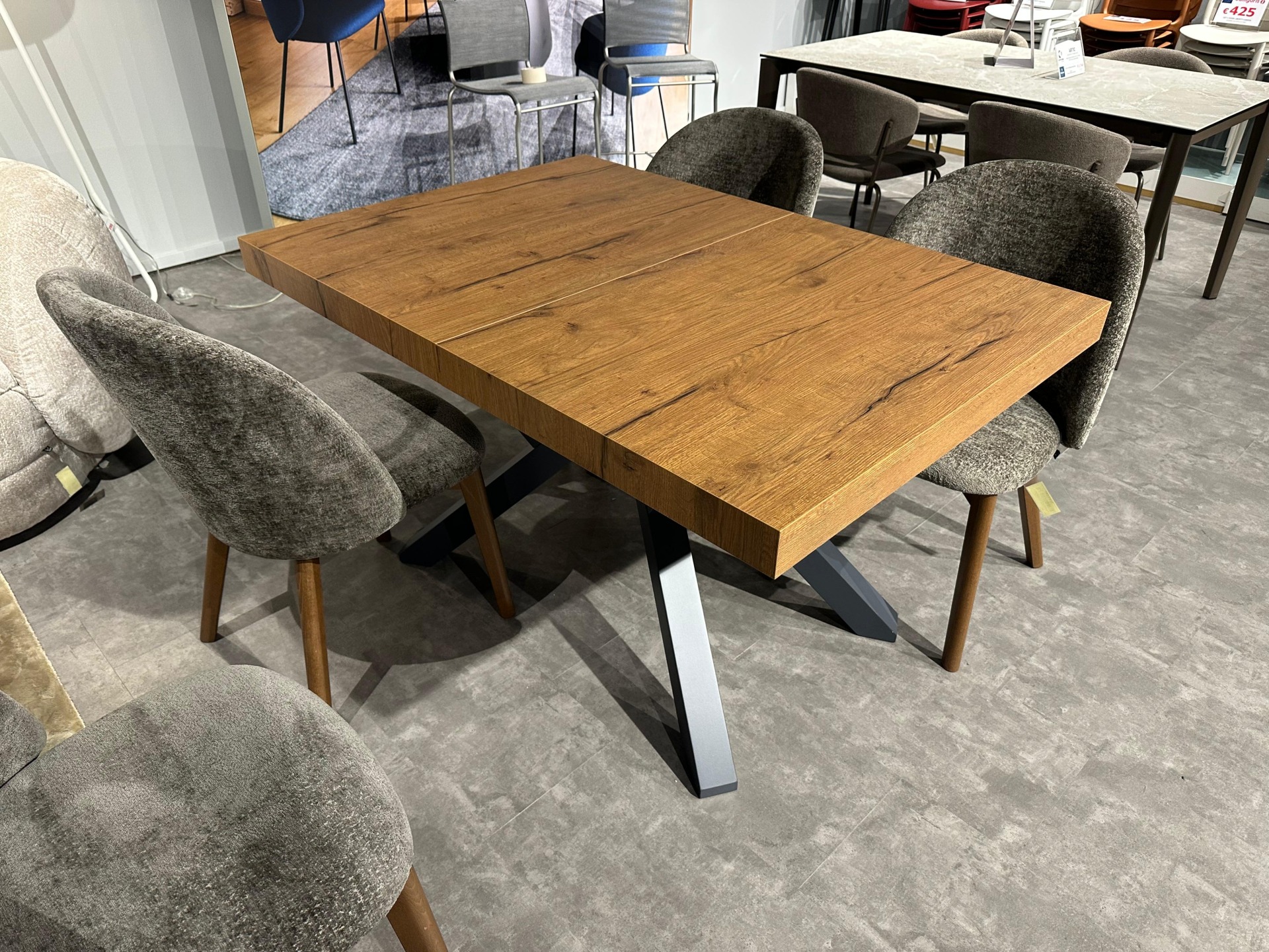 Tavolo Mikado Connubia