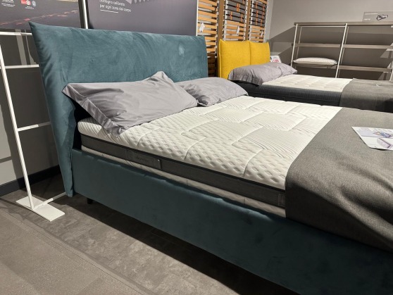 Letto metrimoniale Egon Dorelan